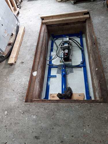 onderste framecilinder in put2025-08-24 at 10.26.24